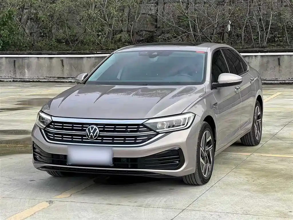VOLKSWAGEN SAGITAR 2023