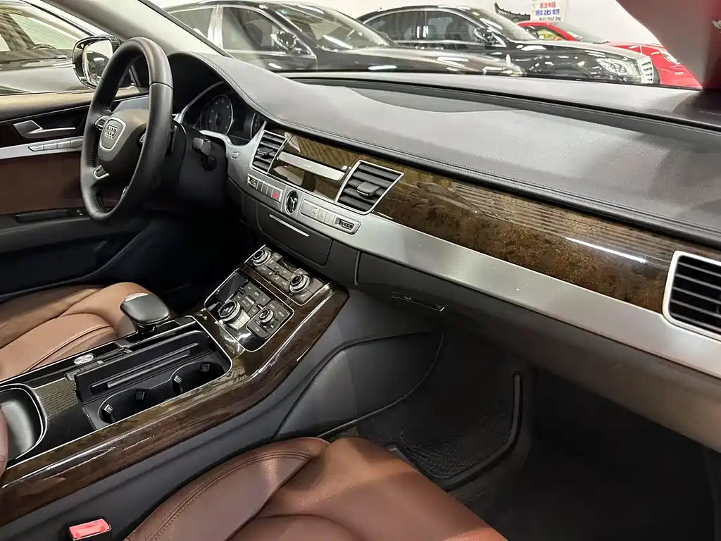 AUDI A8 2013