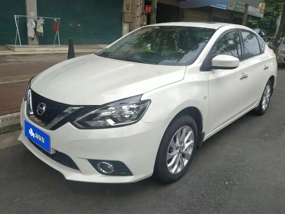 NISSAN SYLPHY 2019