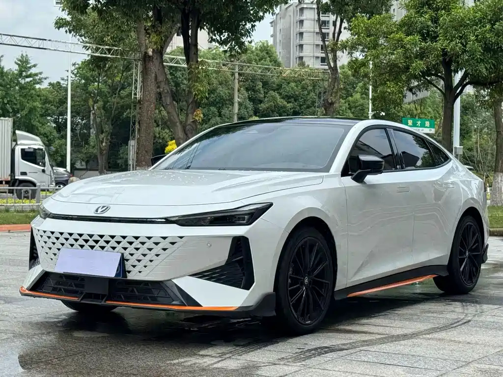 CHANGAN UNI-V 2024