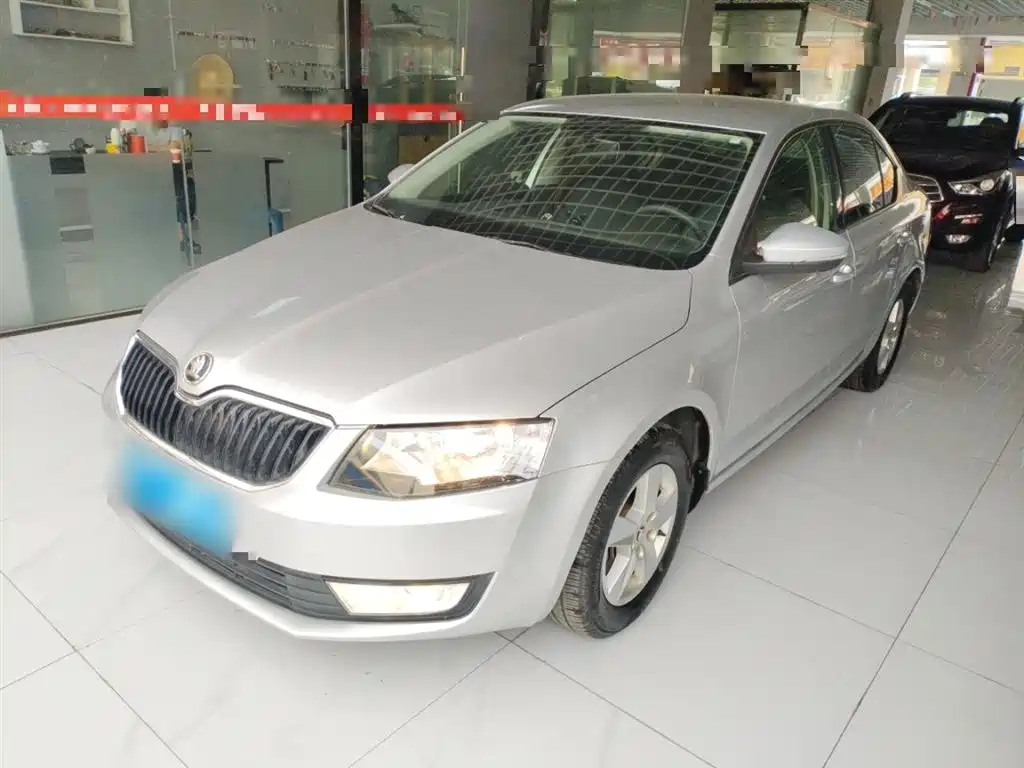 SKODA OCTAVIA 2015