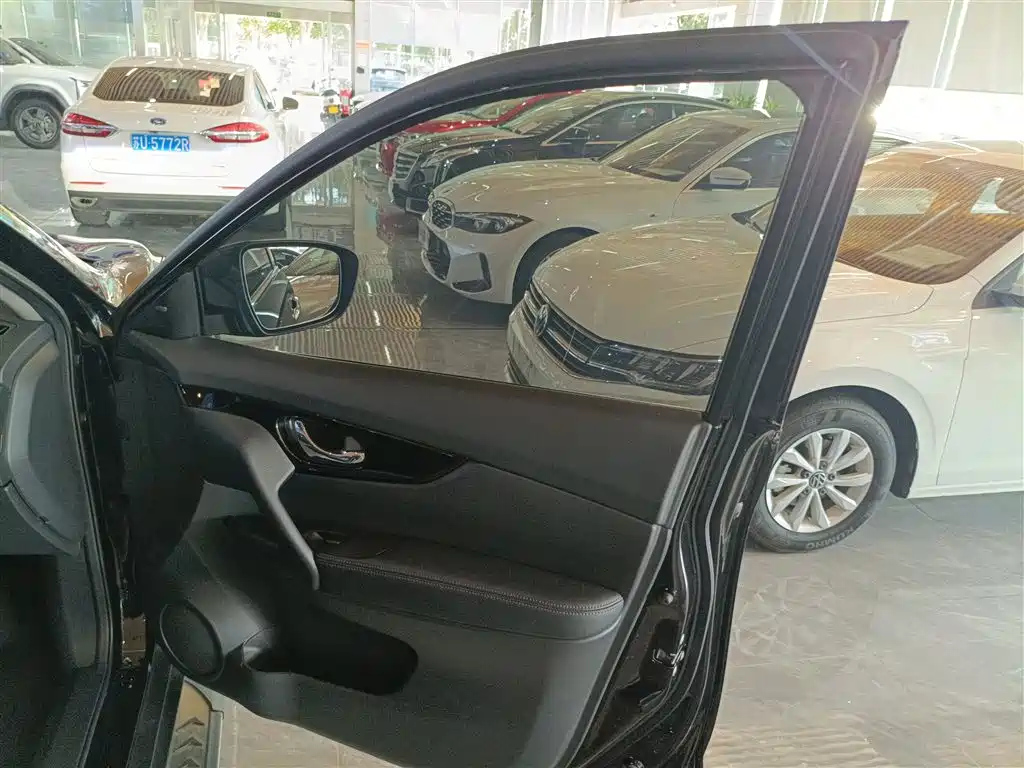 NISSAN X-TRAIL 2021