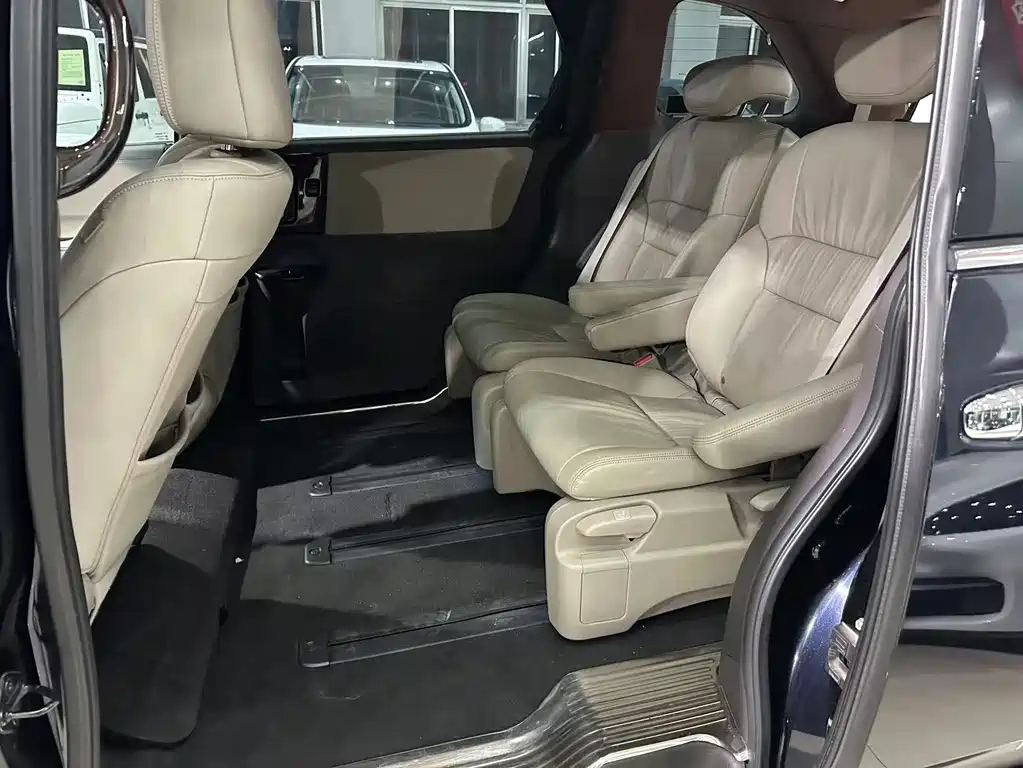 HONDA ODYSSEY 2017