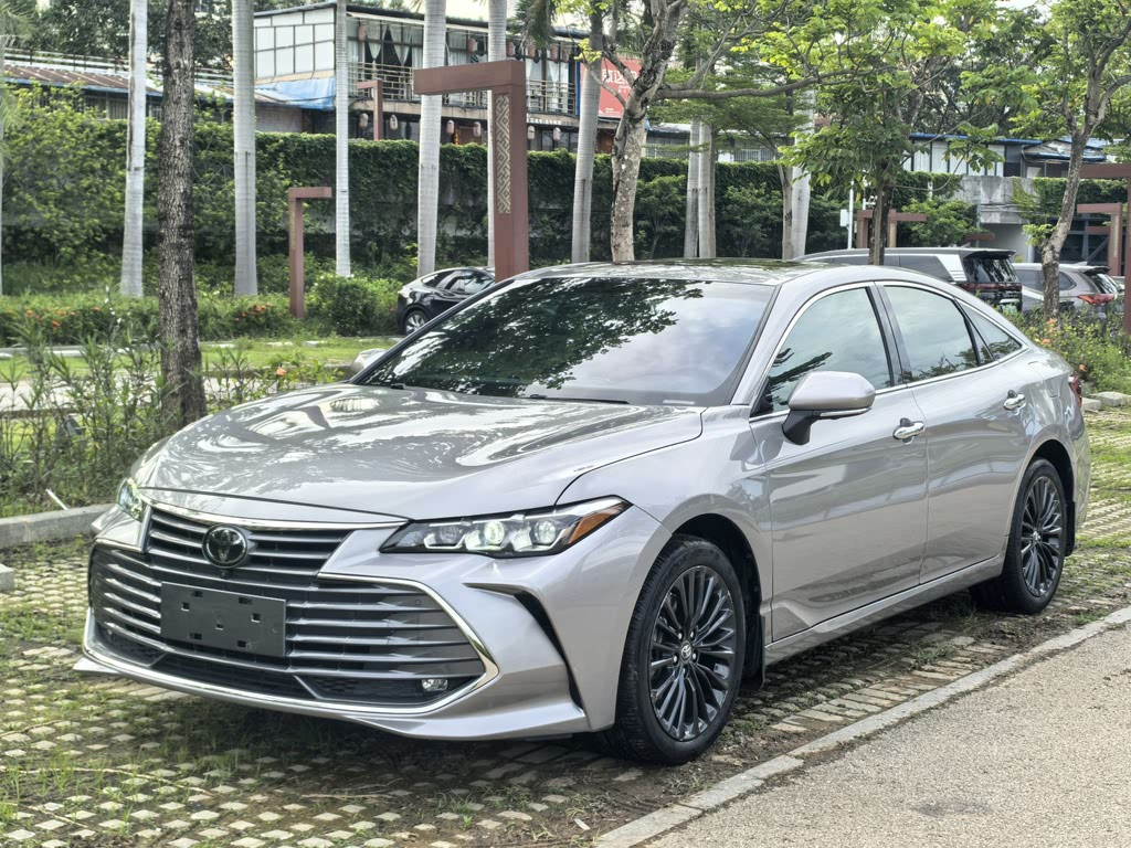 TOYOTA AVALON 2019