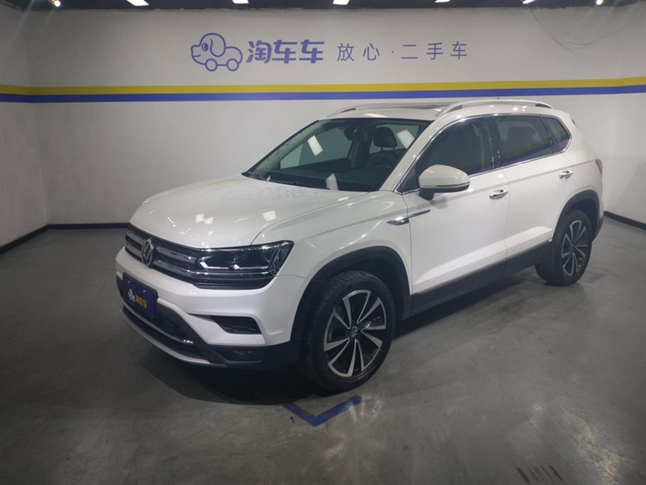 VOLKSWAGEN THARU 2021