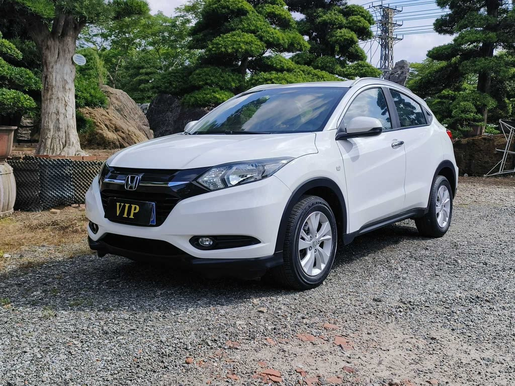 HONDA VEZEL 2015