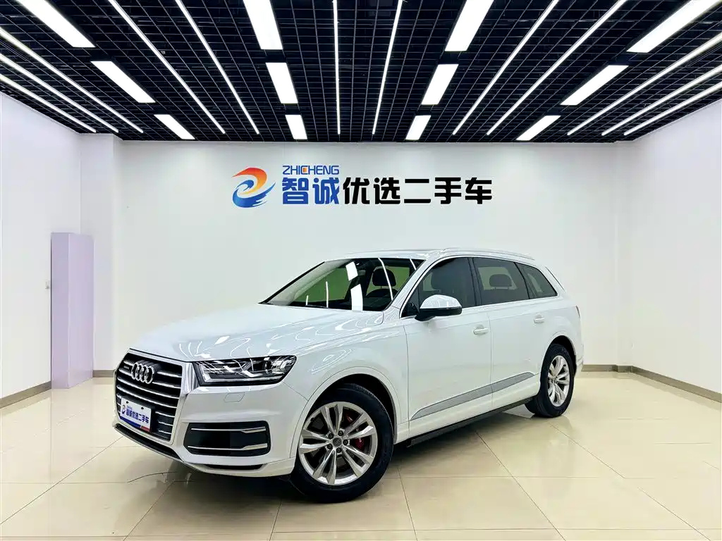 AUDI Q7 2016