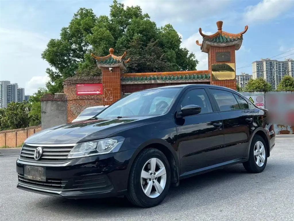 VOLKSWAGEN LAVIDA 2019