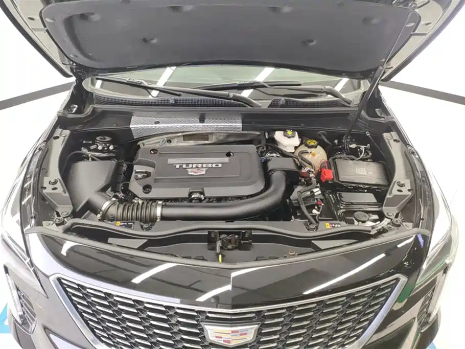 CADILLAC XT4 2022