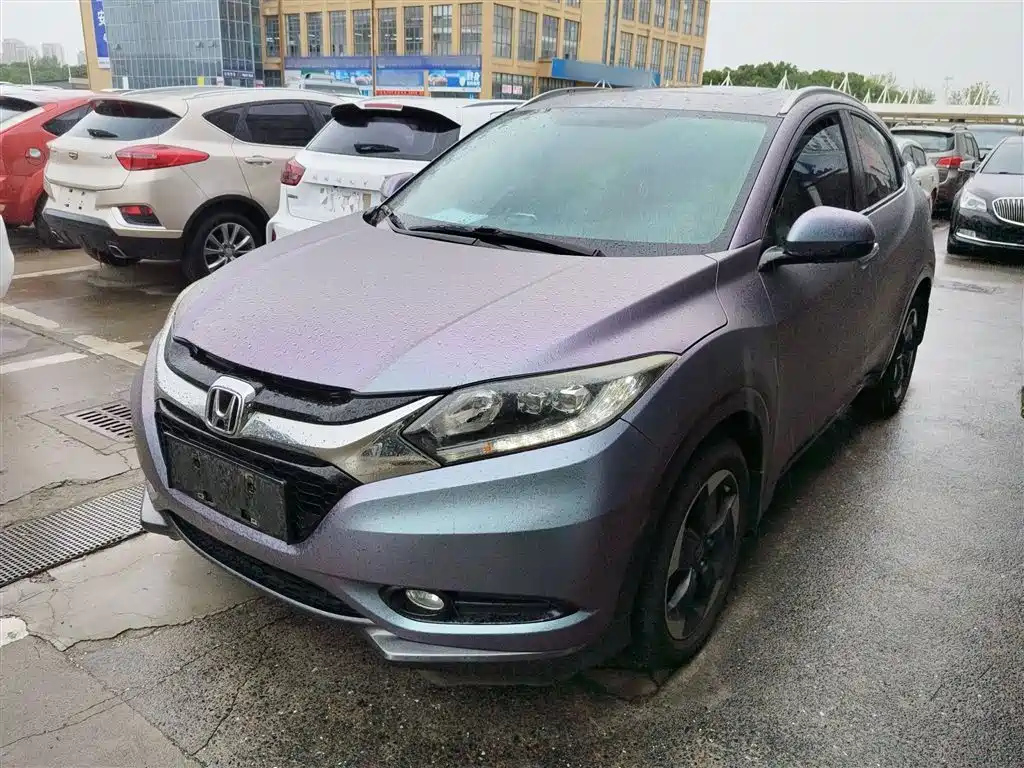 HONDA VEZEL 2015