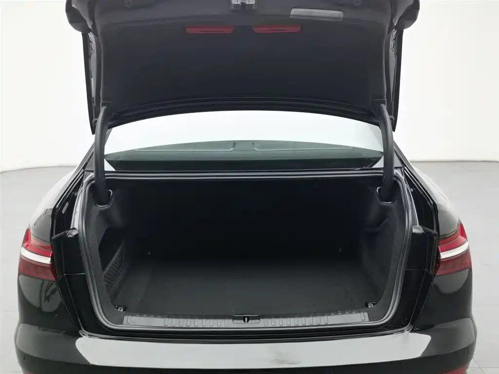 AUDI A6L 2019