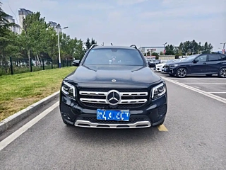 MERCEDES BENZ GLB  2023