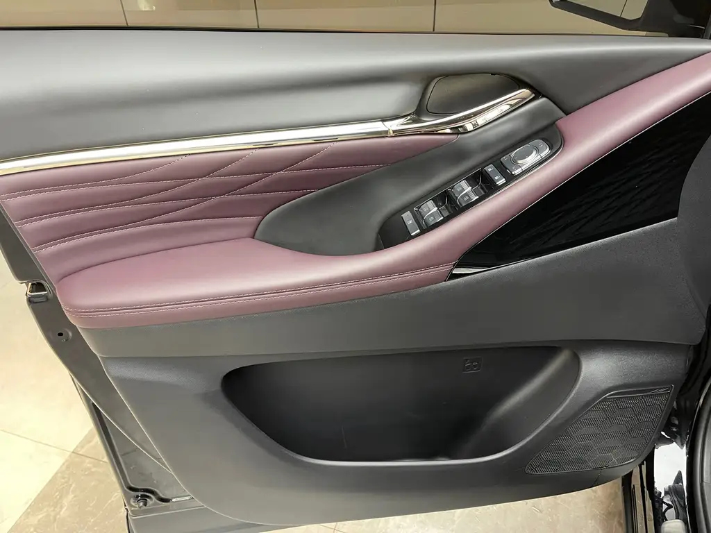 TRUMPCHI M8 2024