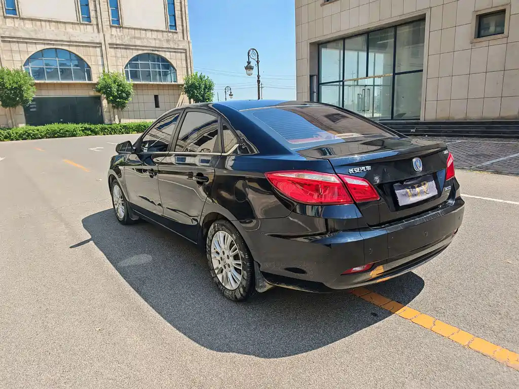 CHANGAN EADO 2012