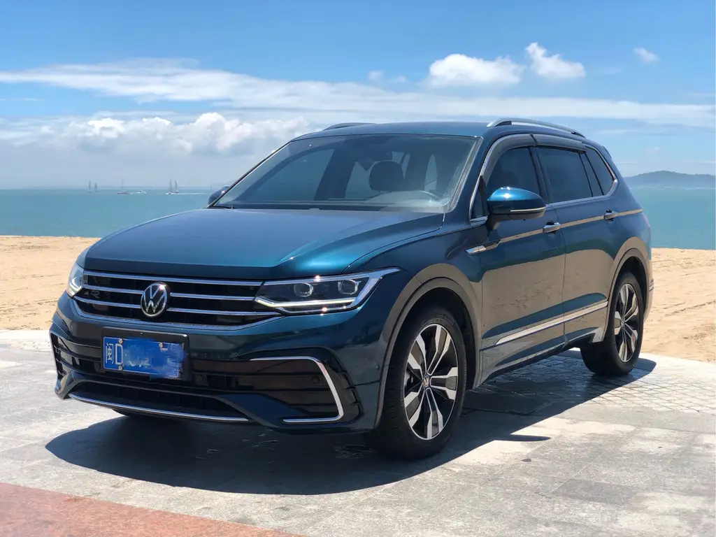 VOLKSWAGEN TIGUAN L 2022