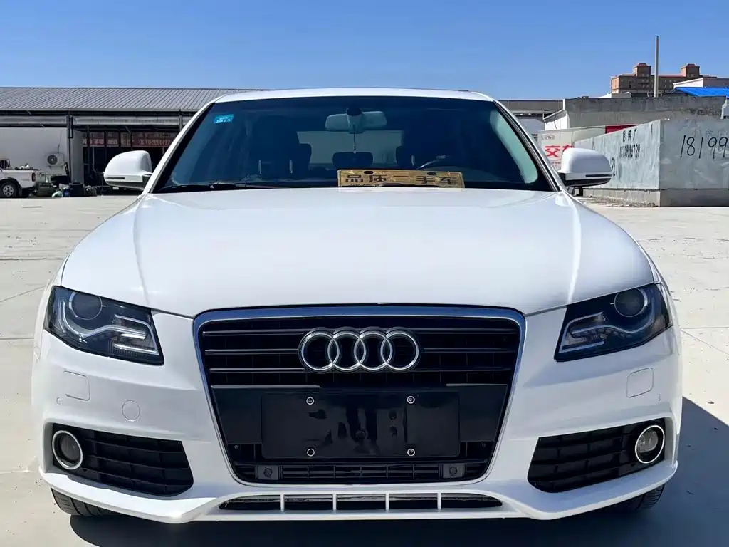 AUDI A4L 2012