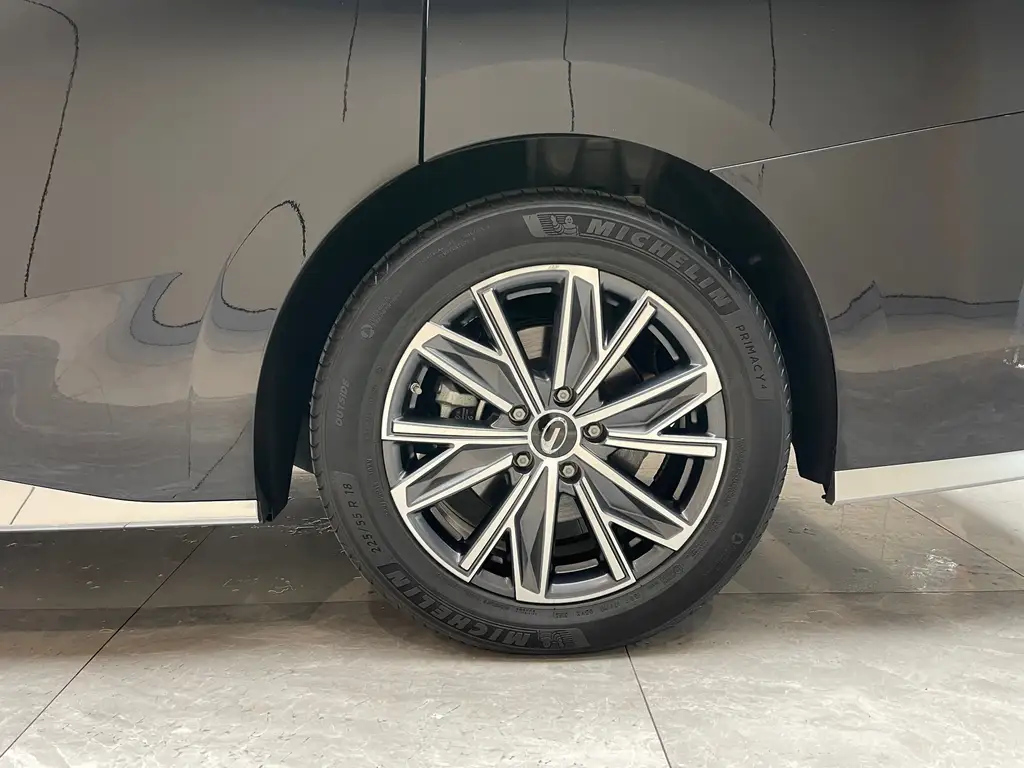 TRUMPCHI M8 2024
