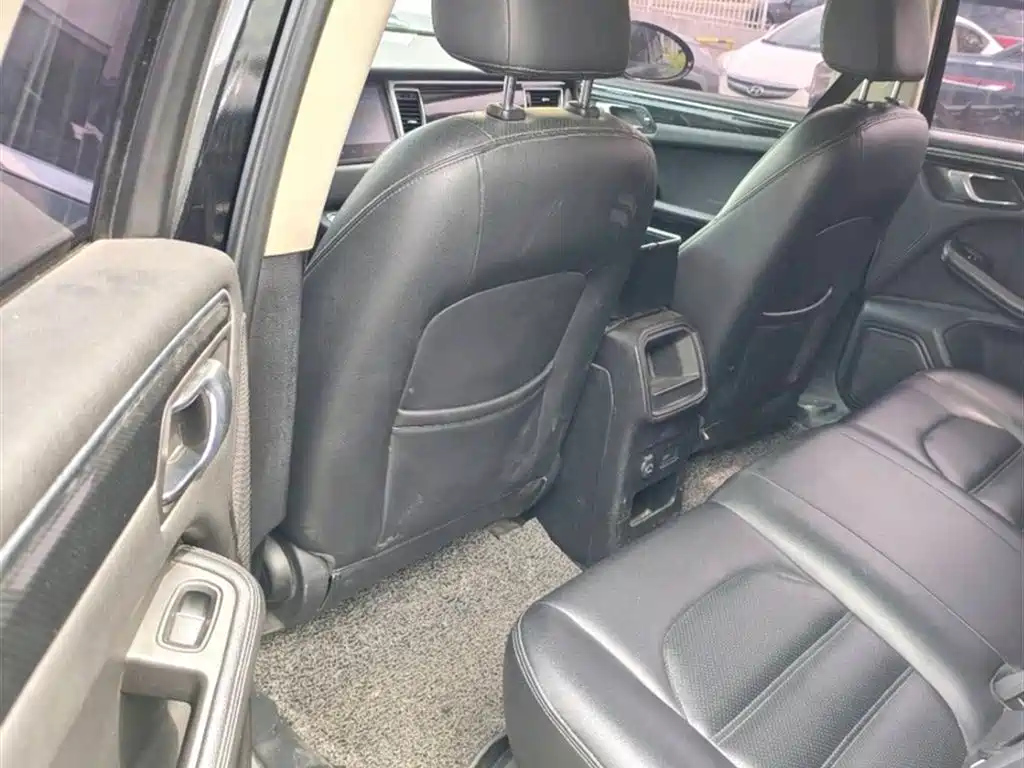 ZOTYE SR9 2017