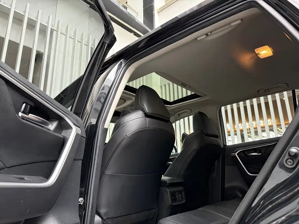 TOYOTA WILDLANDER 2021