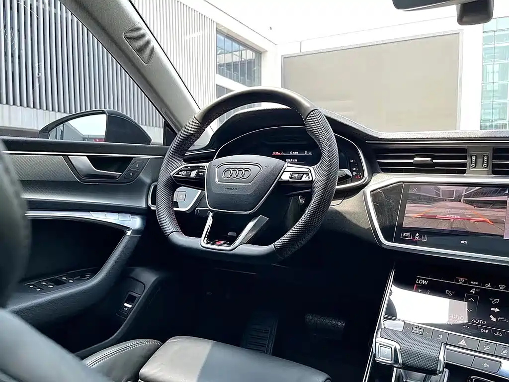 AUDI A7 2021