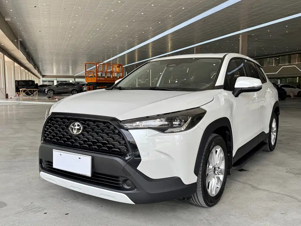 TOYOTA COROLLA CROSS 2023