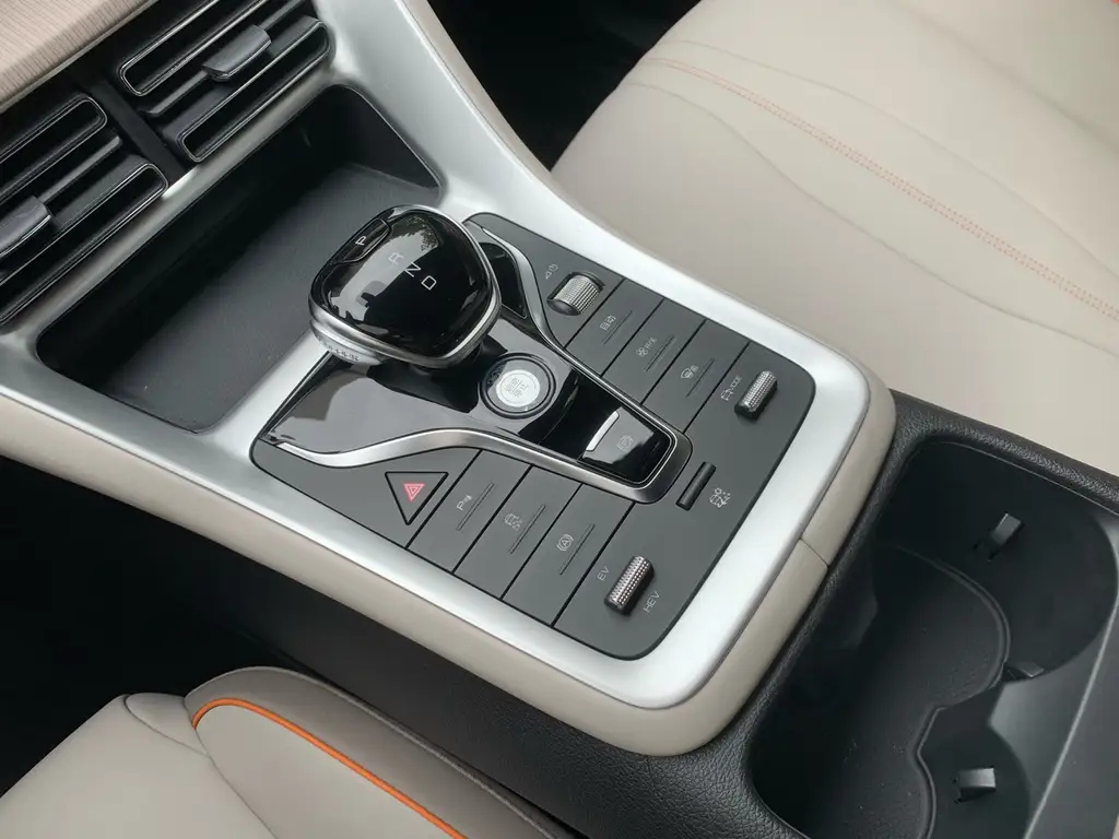 BYD SONG PRO NEW ENERGY 2024