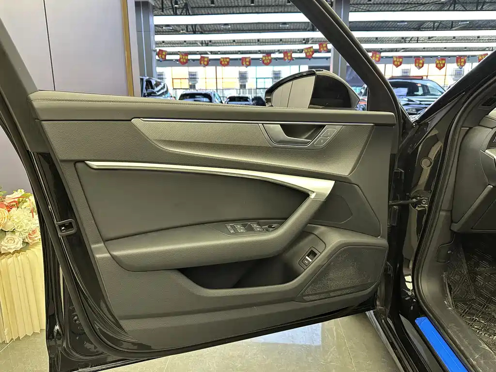 AUDI A6L 2024
