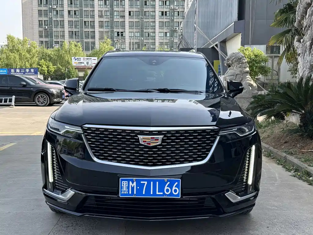 CADILLAC XT6 2021
