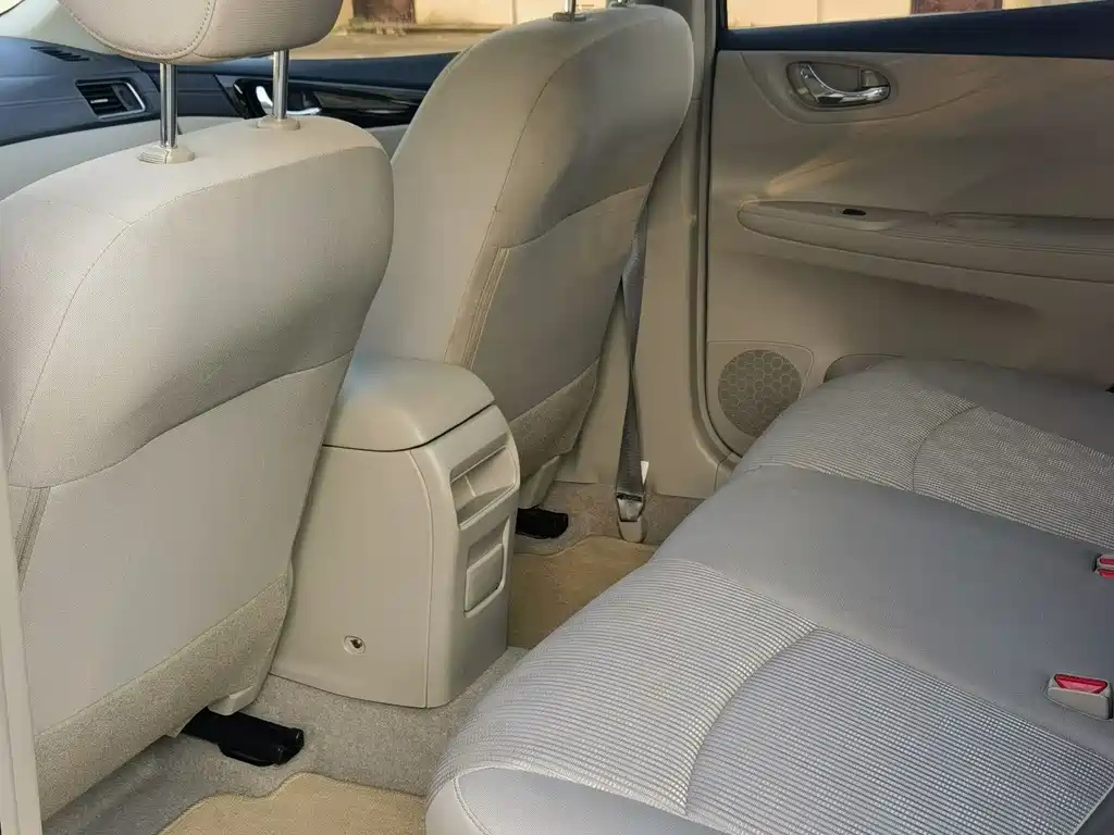 NISSAN TIIDA TIIDA 2016