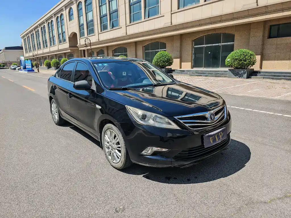 CHANGAN EADO 2012