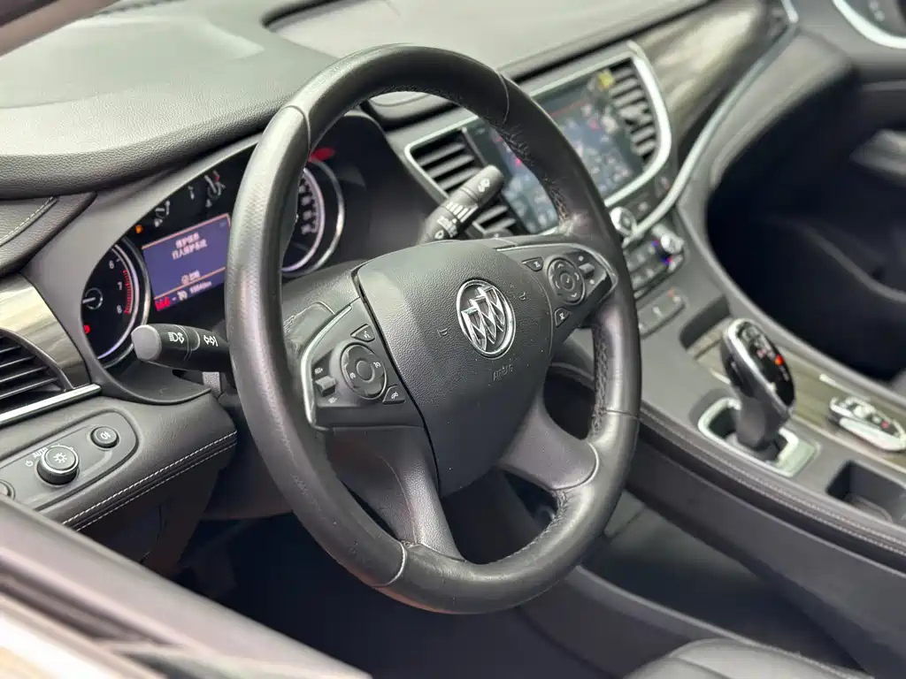 BUICK LACROSSE 2019