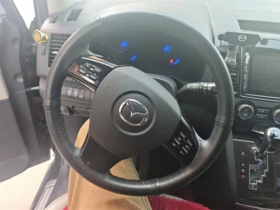 MAZDA 8 2015