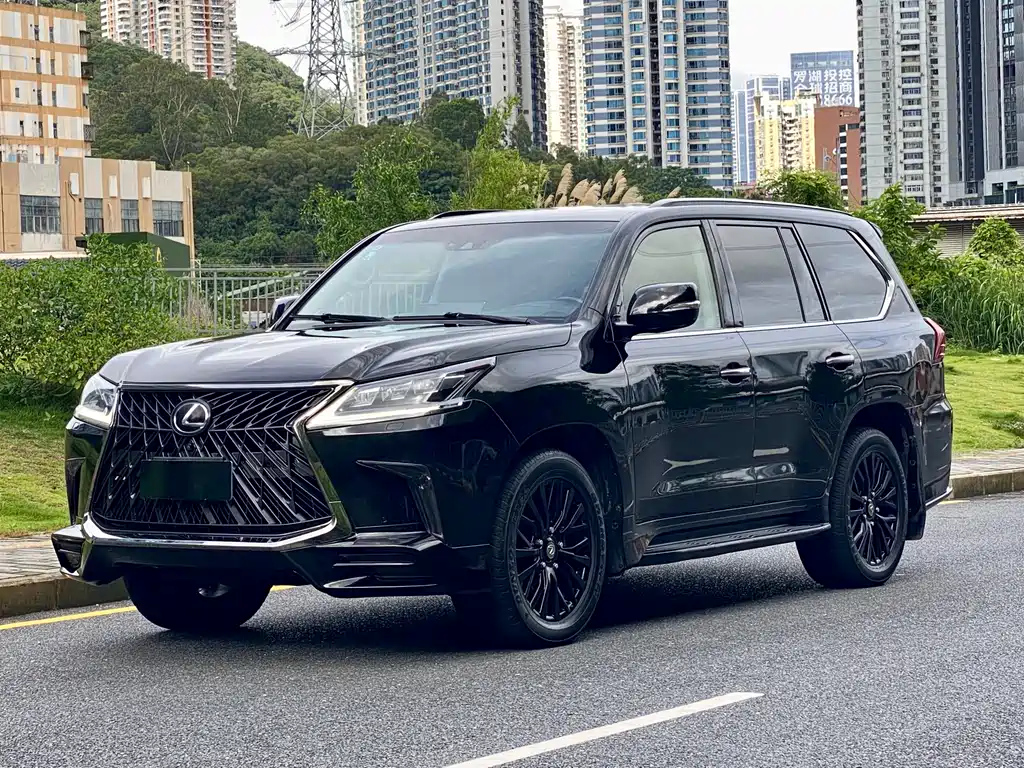 LEXUS LX 2017