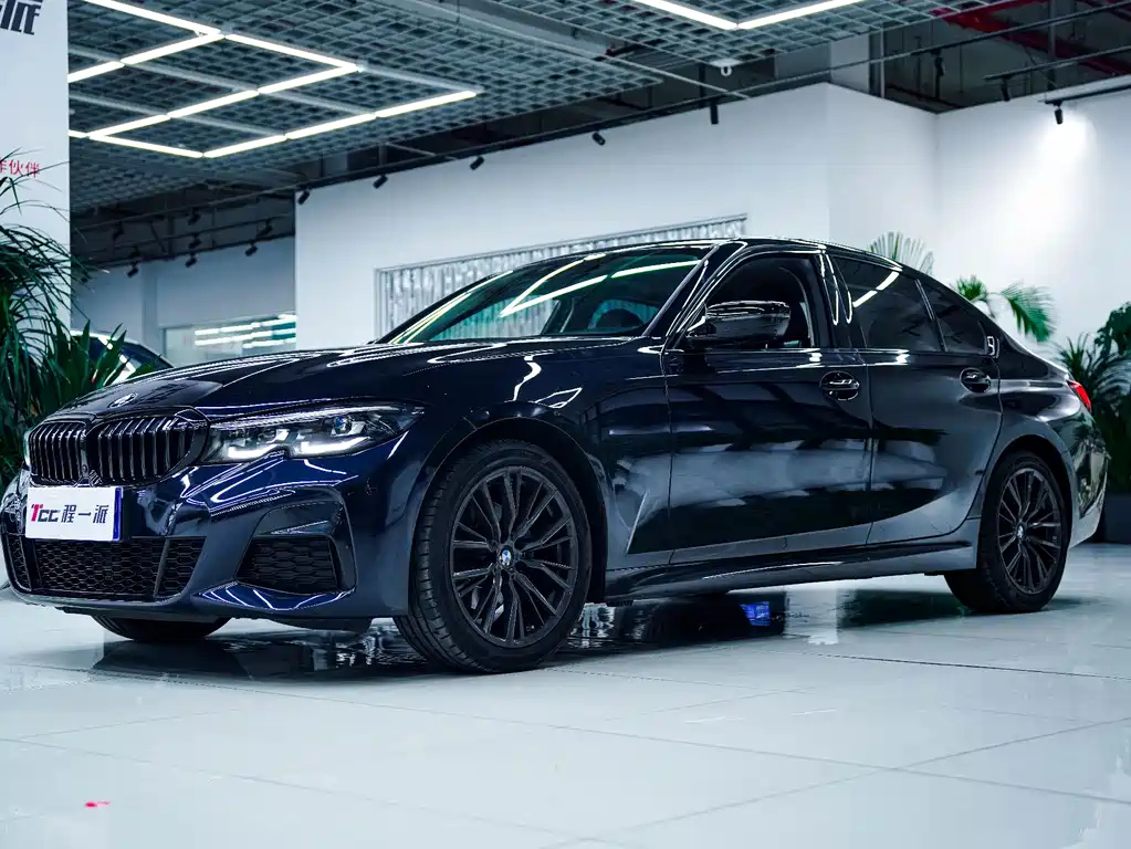BMW 3-SERIES 2022
