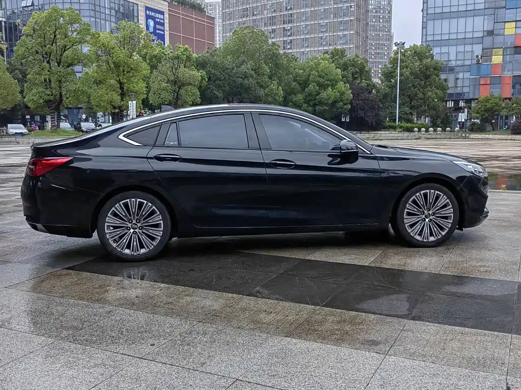 HONGQI H5 2022