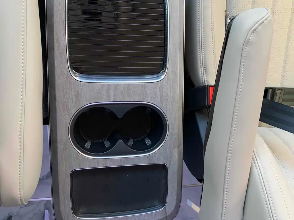 HONGQI HQ9 2023