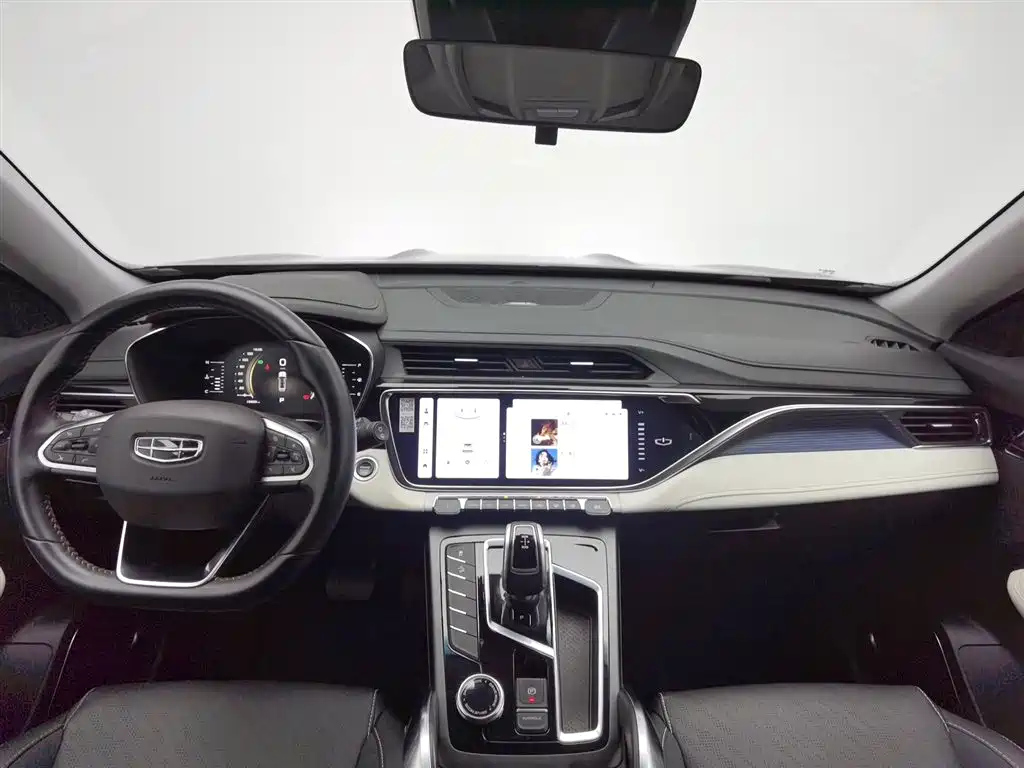 GEELY AUTO BOYUE 2022