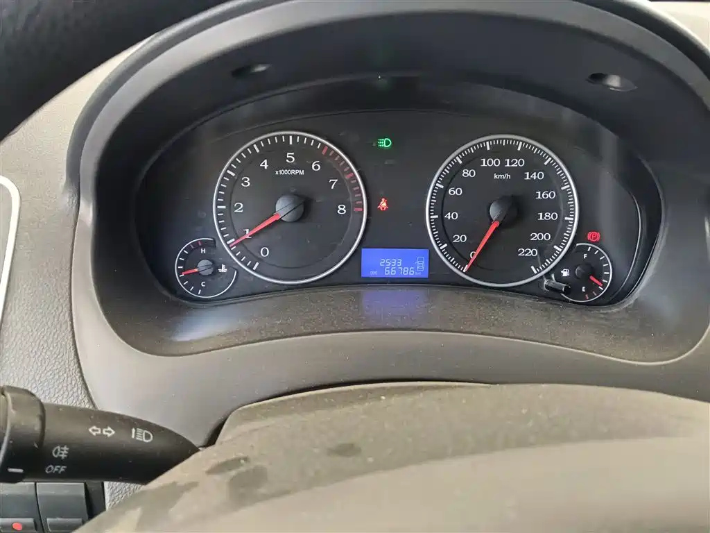 GEELY AUTO KING KONG 2016