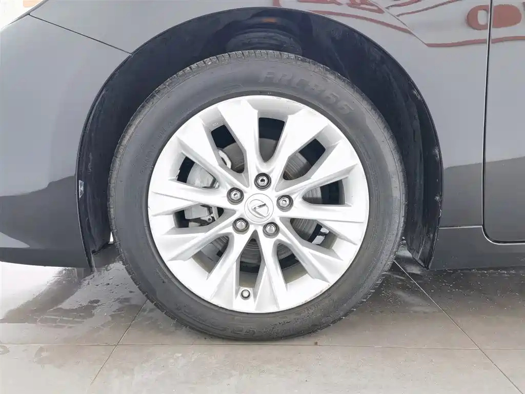 LEXUS ES 2014