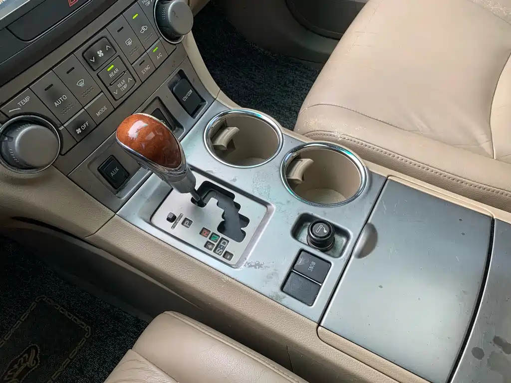 TOYOTA HIGHLANDER 2009