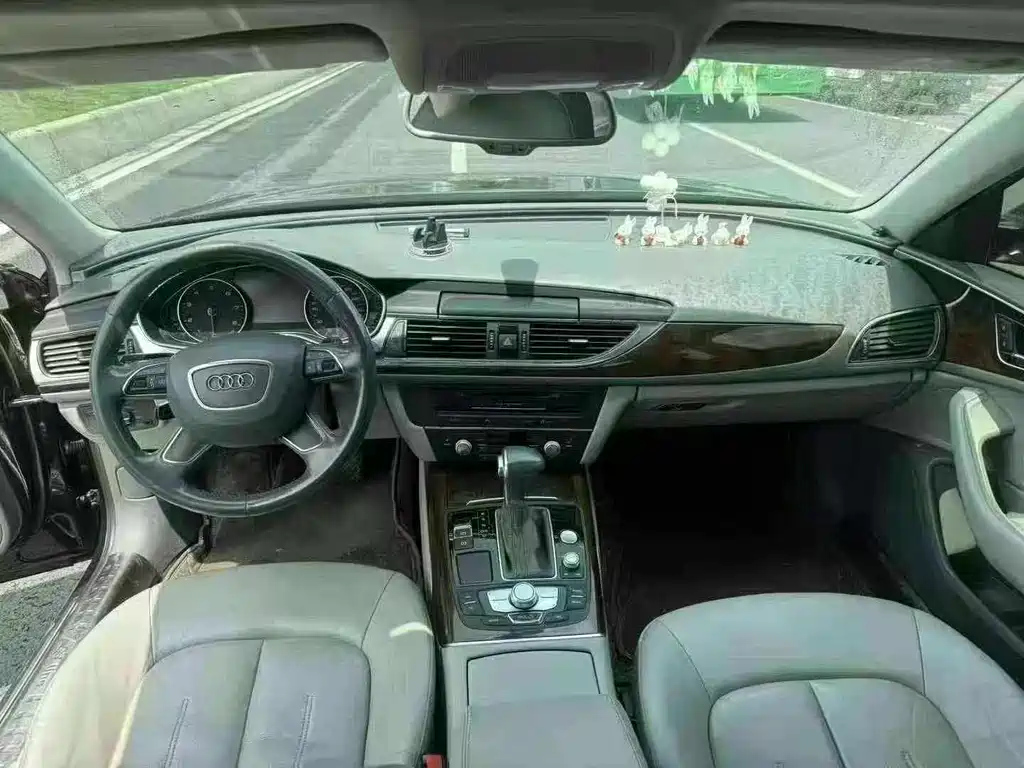 AUDI A6L 2014