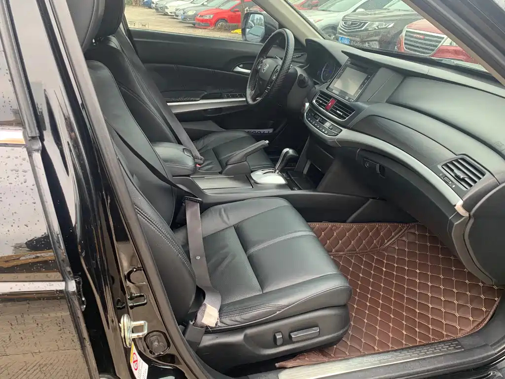 HONDA CROSSTOUR 2014