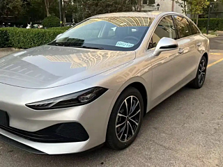 Заказать ROEWE D7