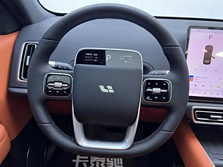LI AUTO L6  2024 YEAR PRO 2024