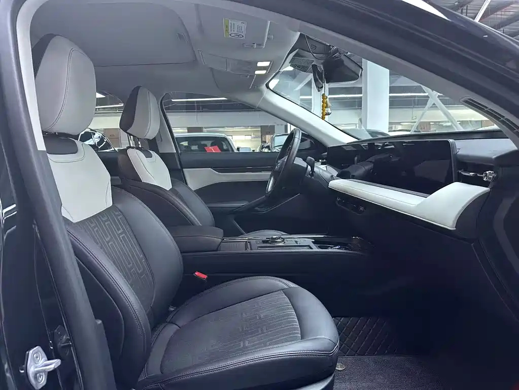 FORD MONDEO 2022