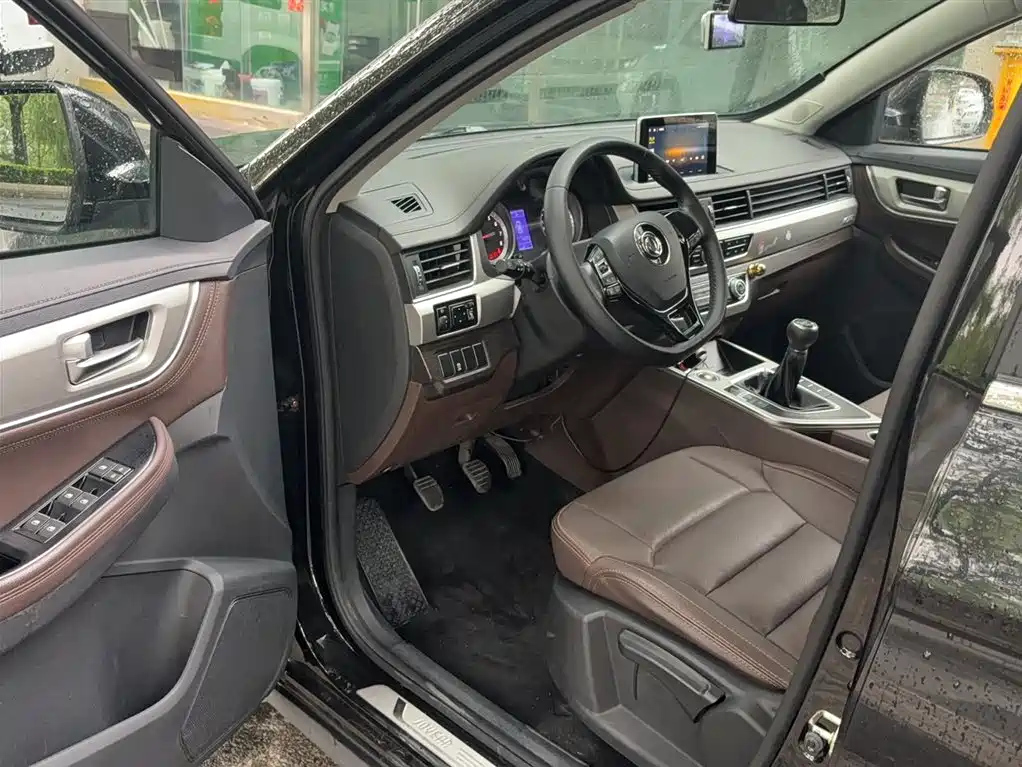 DONGFENG JOYEAR X5 2017