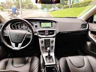 VOLVO V40 2017 YEAR T3 ELEGANT EDITION 2017