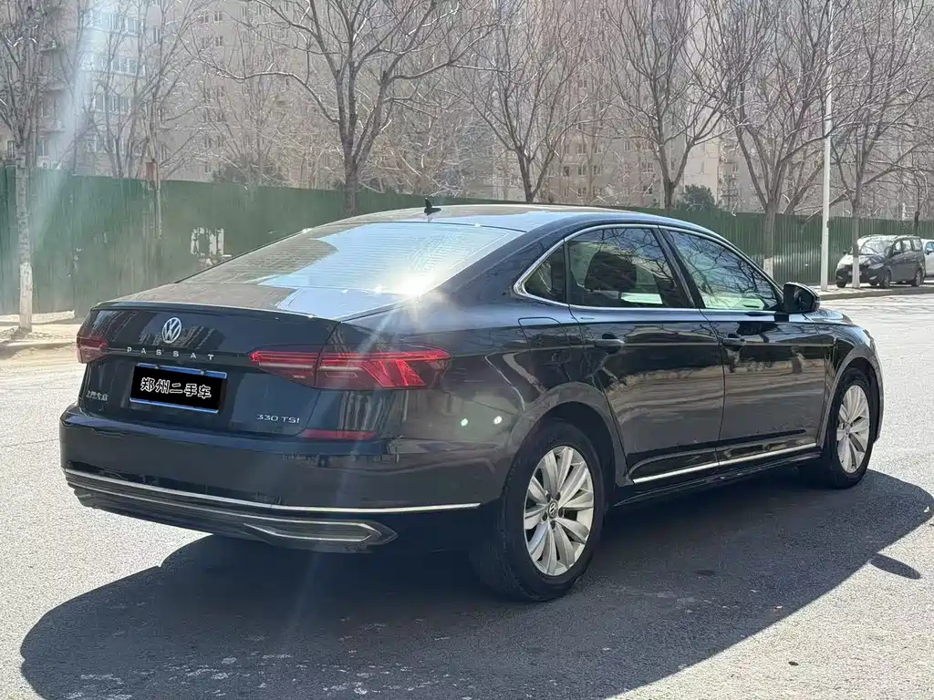 VOLKSWAGEN PASSAT 2019