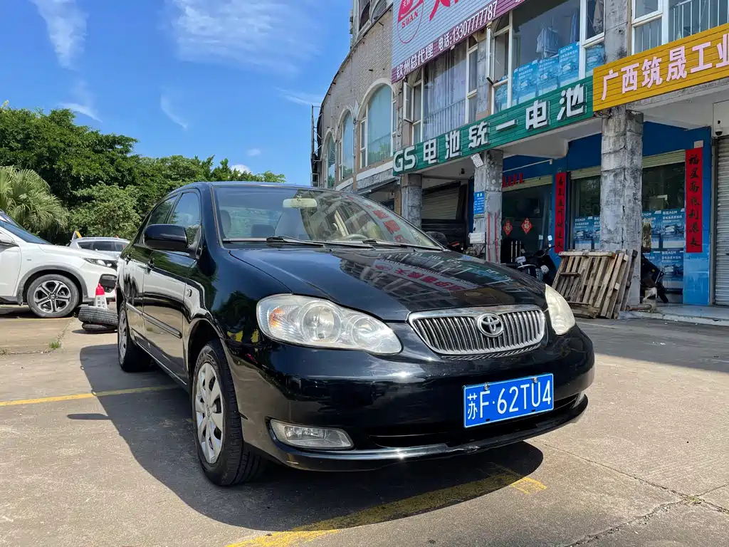 TOYOTA COROLLA 2010