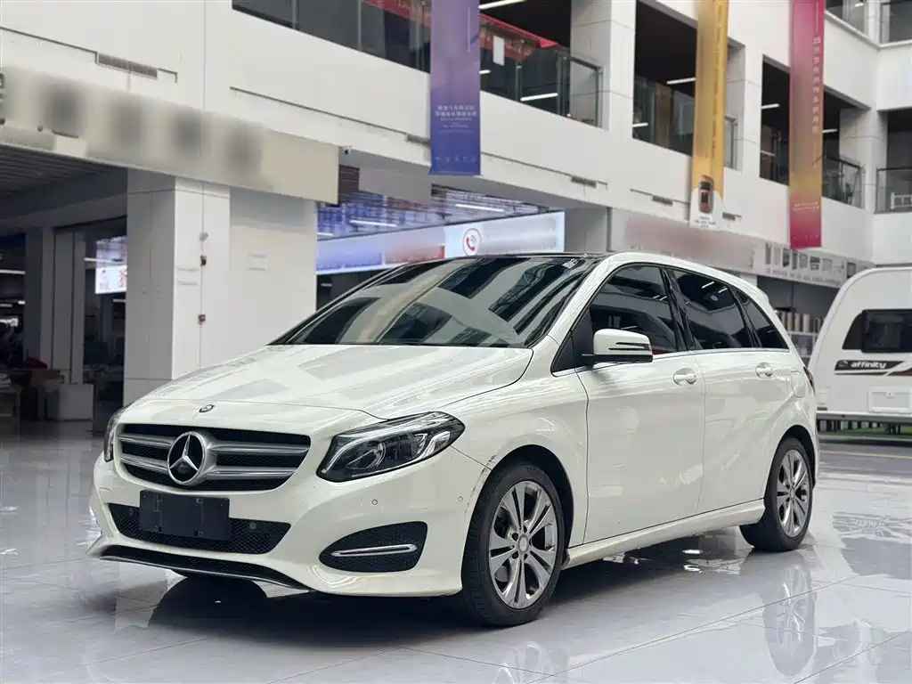 MERCEDES BENZ B-CLASS 2015